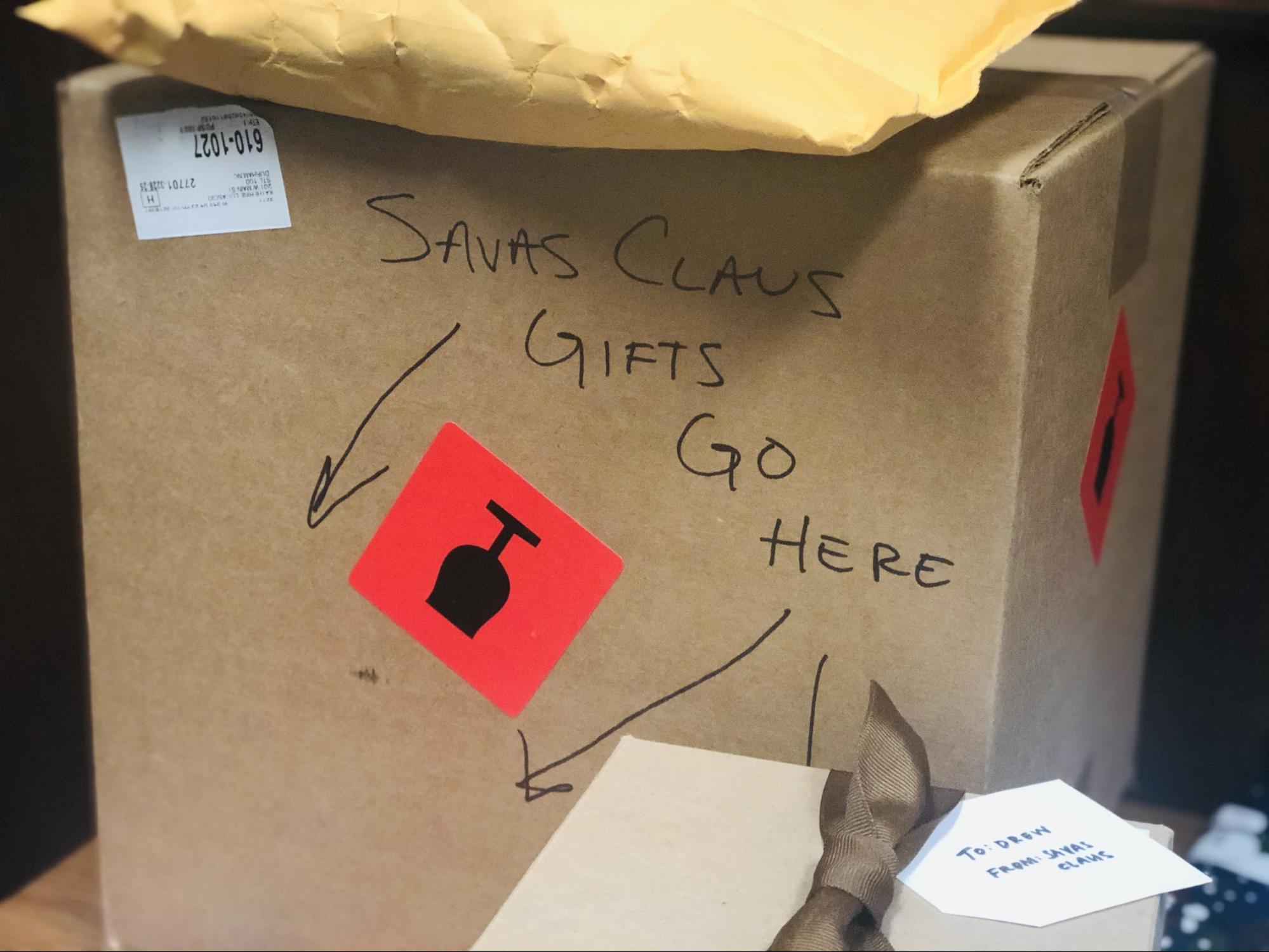 Savas Claus drop off close up